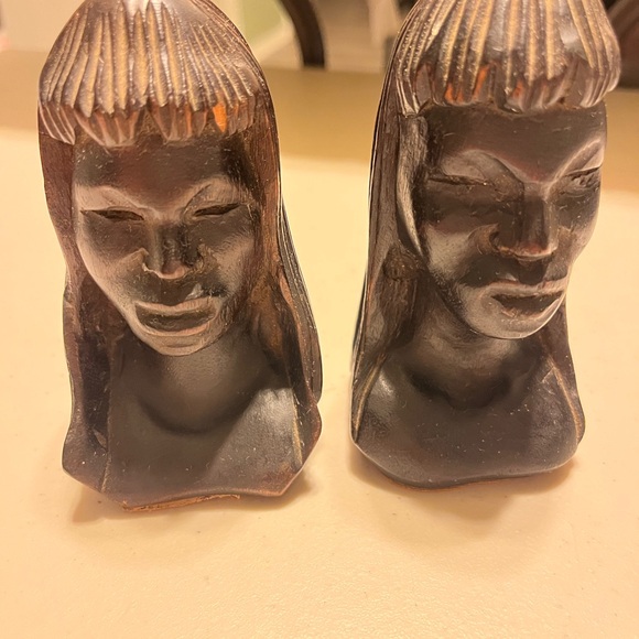 Sculpture hand carved wood. Representing an Indian woman and man measuring 11 cm - Picture 14 of 16